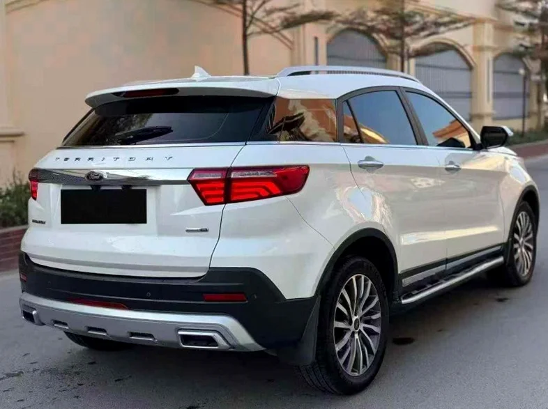 福特领界 内饰后排