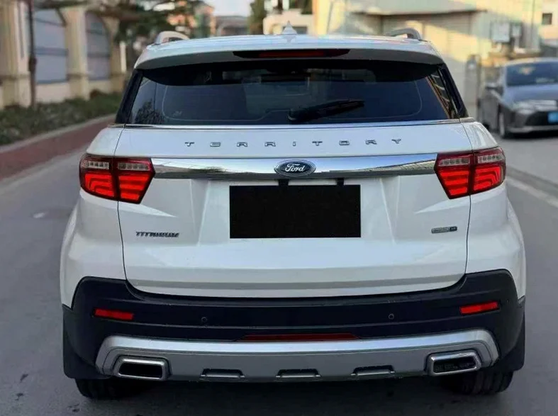 福特领界 驾驶室