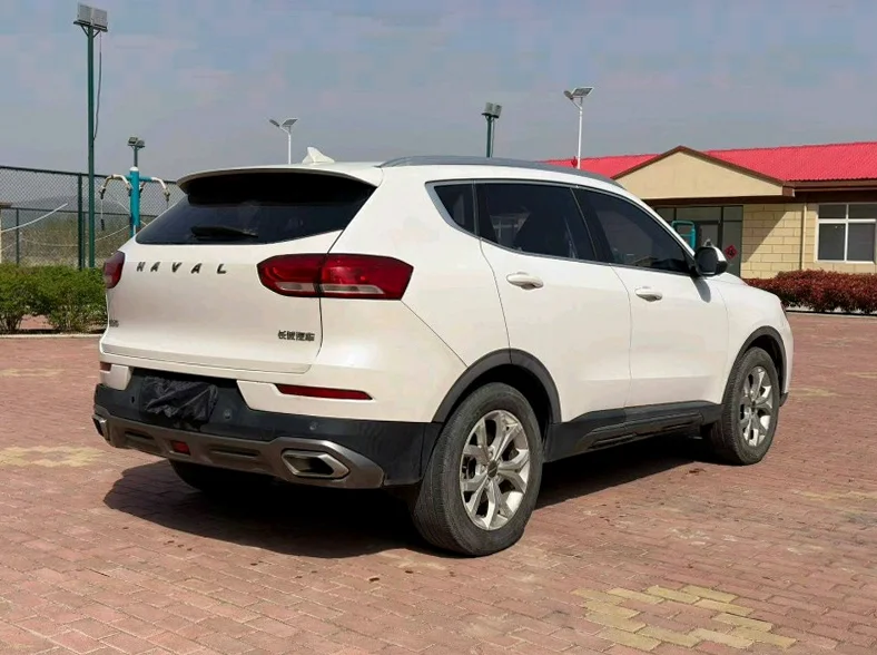 哈弗H6 后面外观一