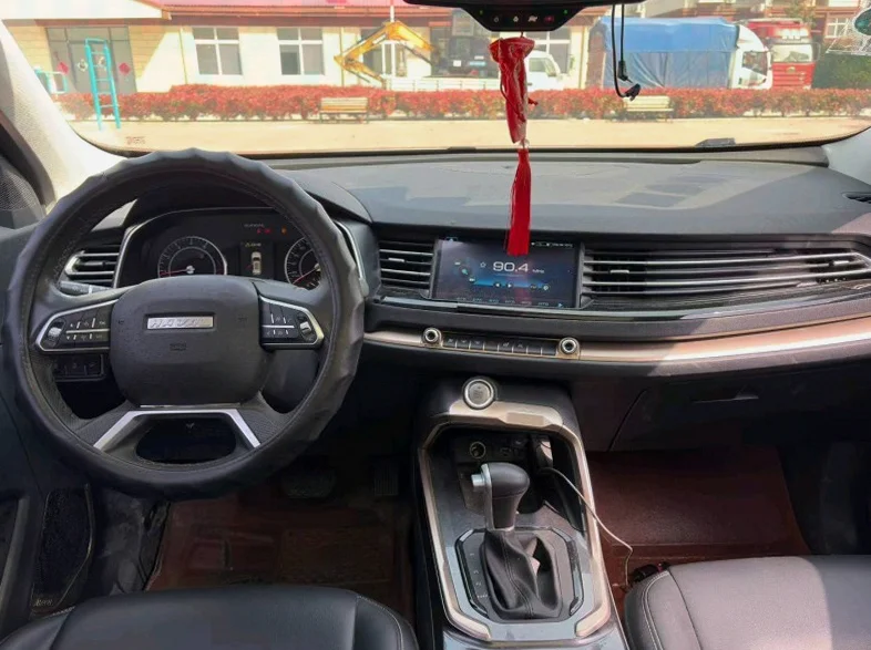 哈弗H6 内饰后排