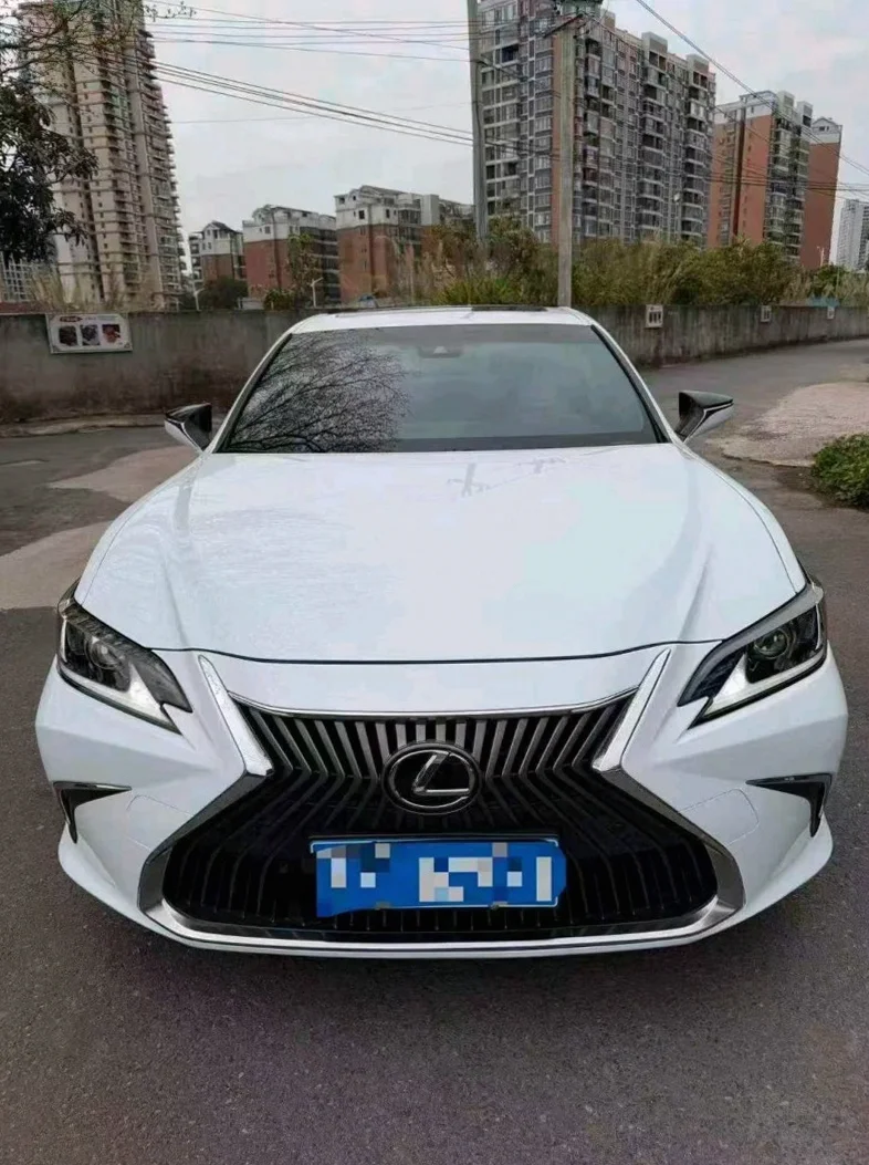 19年雷克萨斯ES260 2.5高配