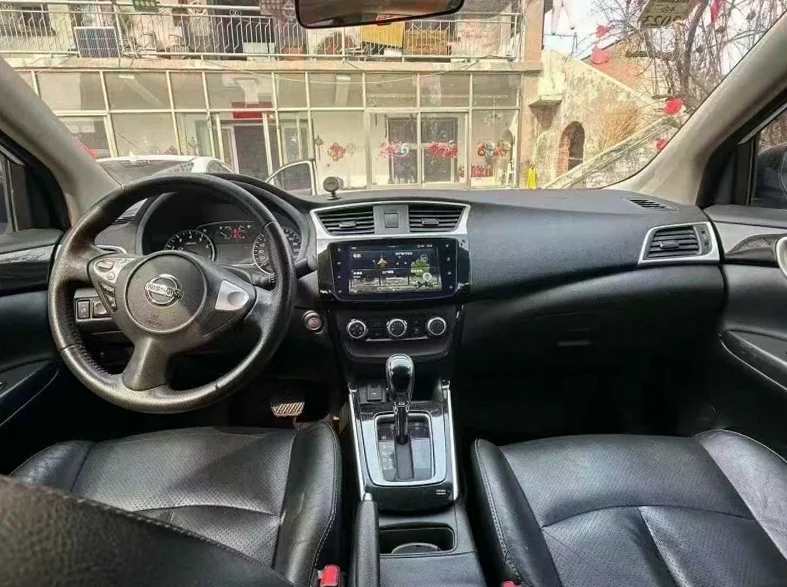 日产轩逸 后面外观二