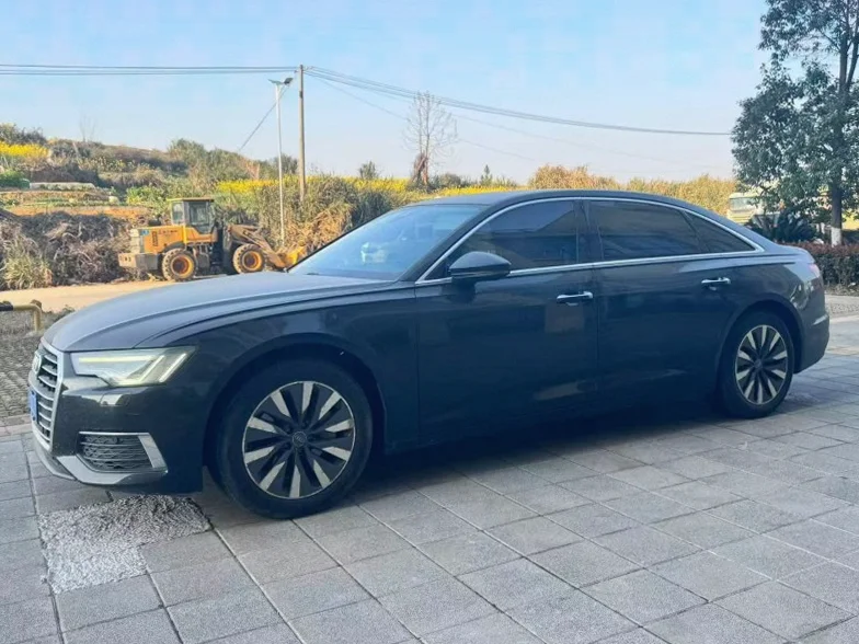 奥迪A6L 正面外观二