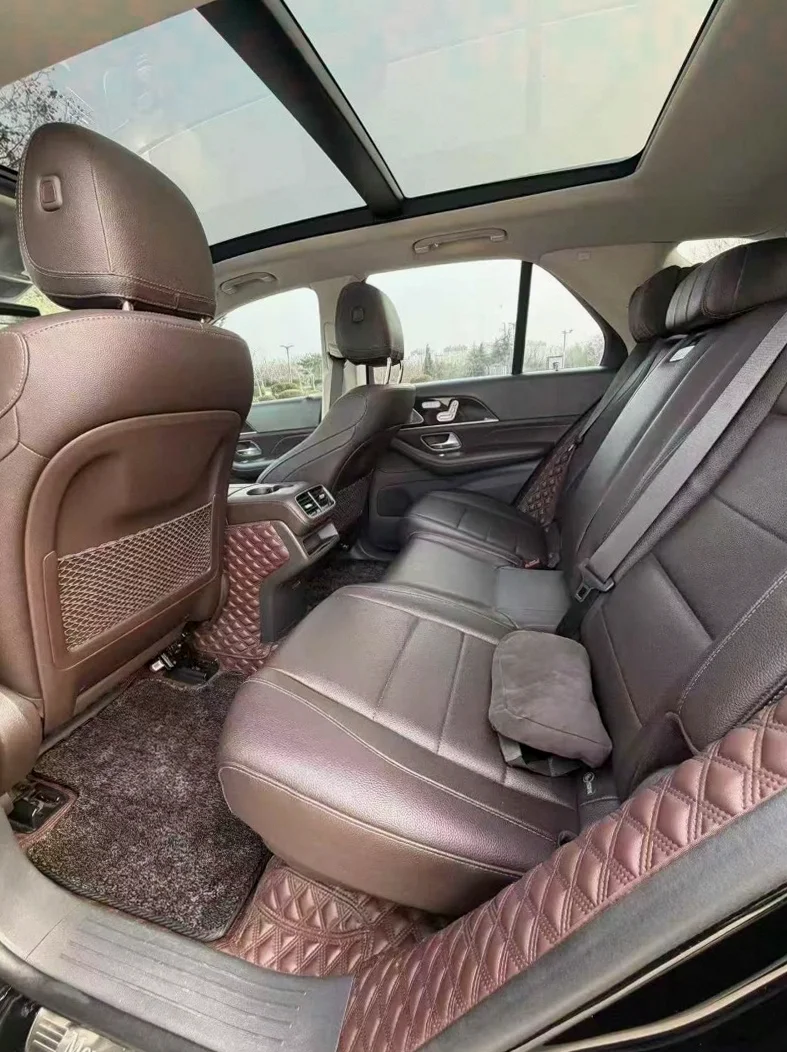 奔驰GLE 后面外观二