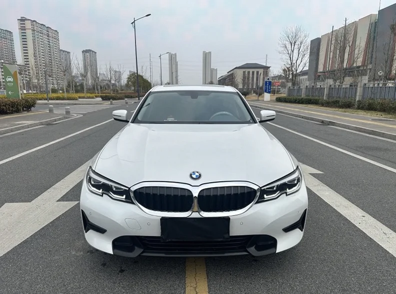 21年宝马320Li运动豪华套装