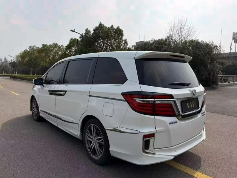 本田艾力绅 驾驶室