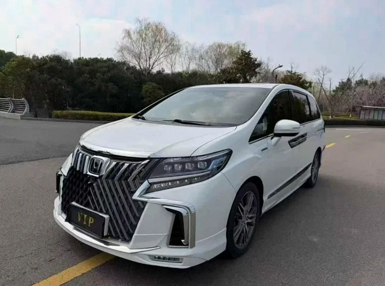 本田艾力绅 正面外观三