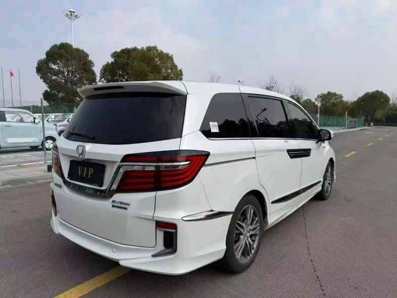 本田艾力绅 内饰后排