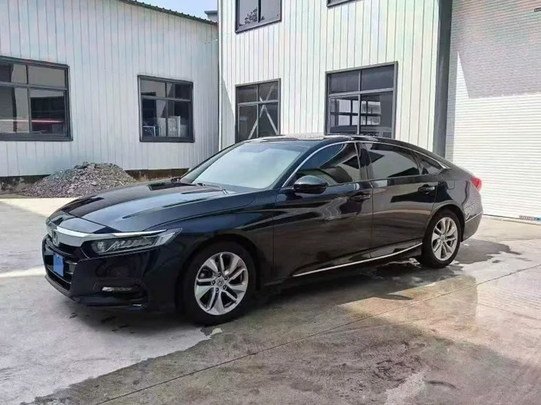 本田雅阁 正面外观三