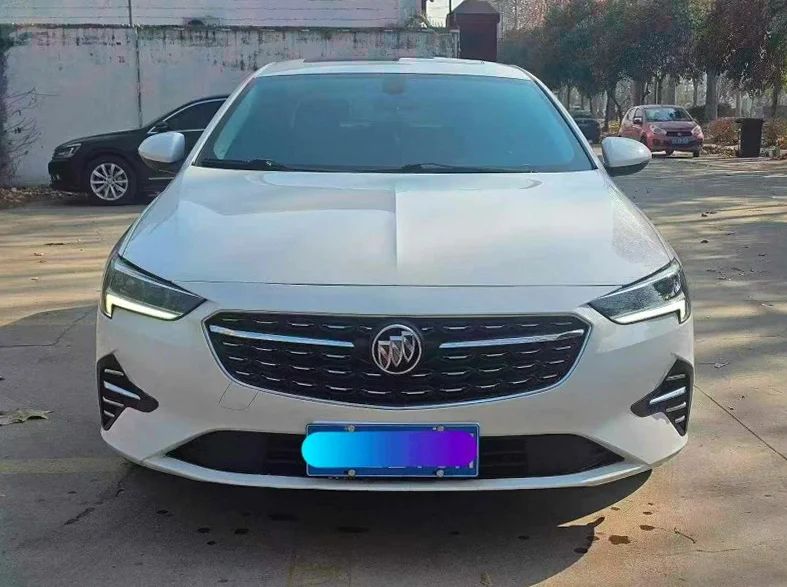 21年别克君威1.5T自动精英版