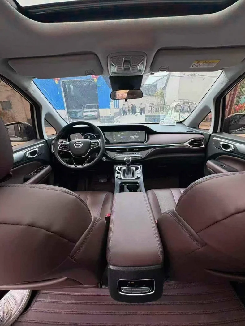 传祺M6 后面外观三