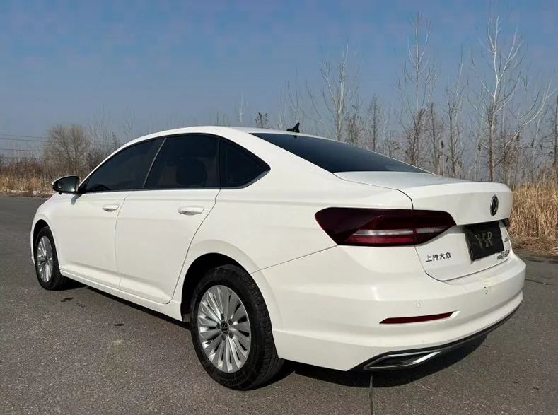 大众朗逸 驾驶室