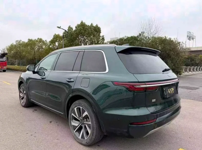 理想ONE 内饰前排