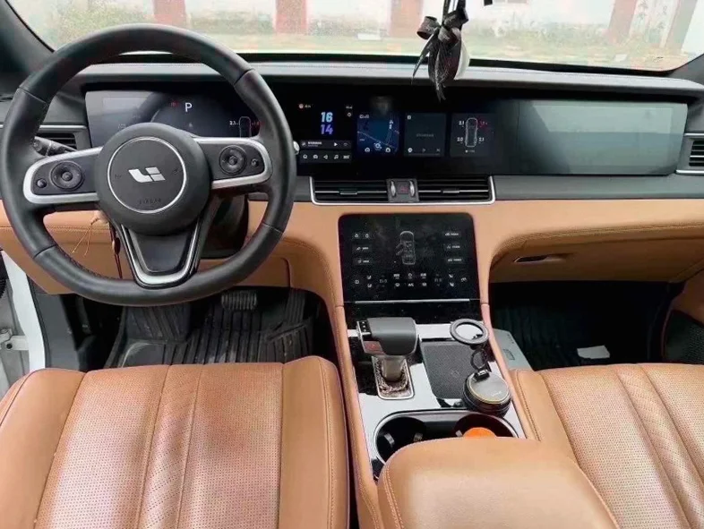 理想ONE 后面外观二