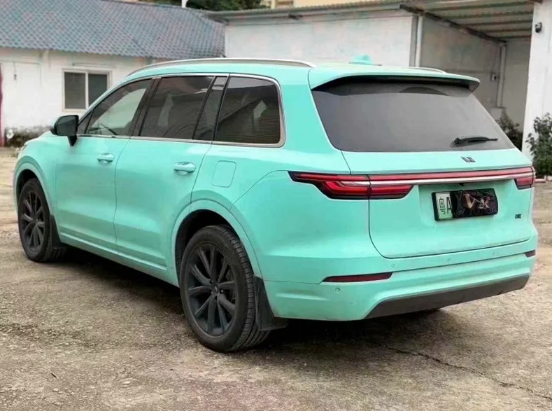 理想ONE 内饰后排