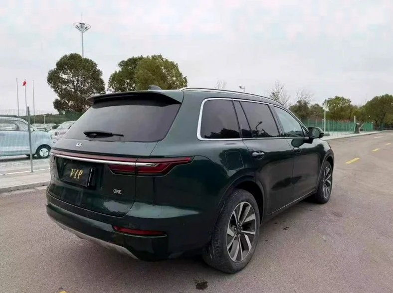 理想ONE 内饰后排