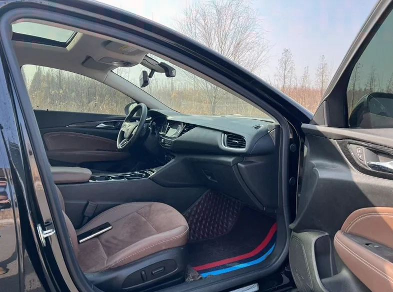 别克君威 后面外观三