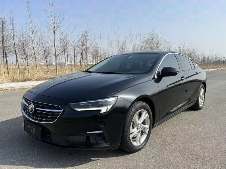 别克君威 正面外观三