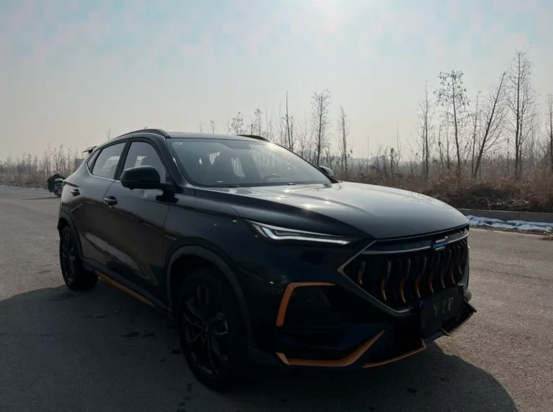 长安汽车欧尚 正面外观二