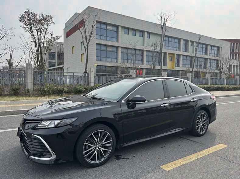 丰田凯美瑞 正面外观三