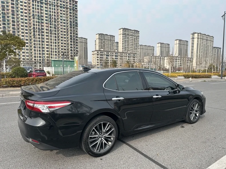 丰田凯美瑞 后面外观二