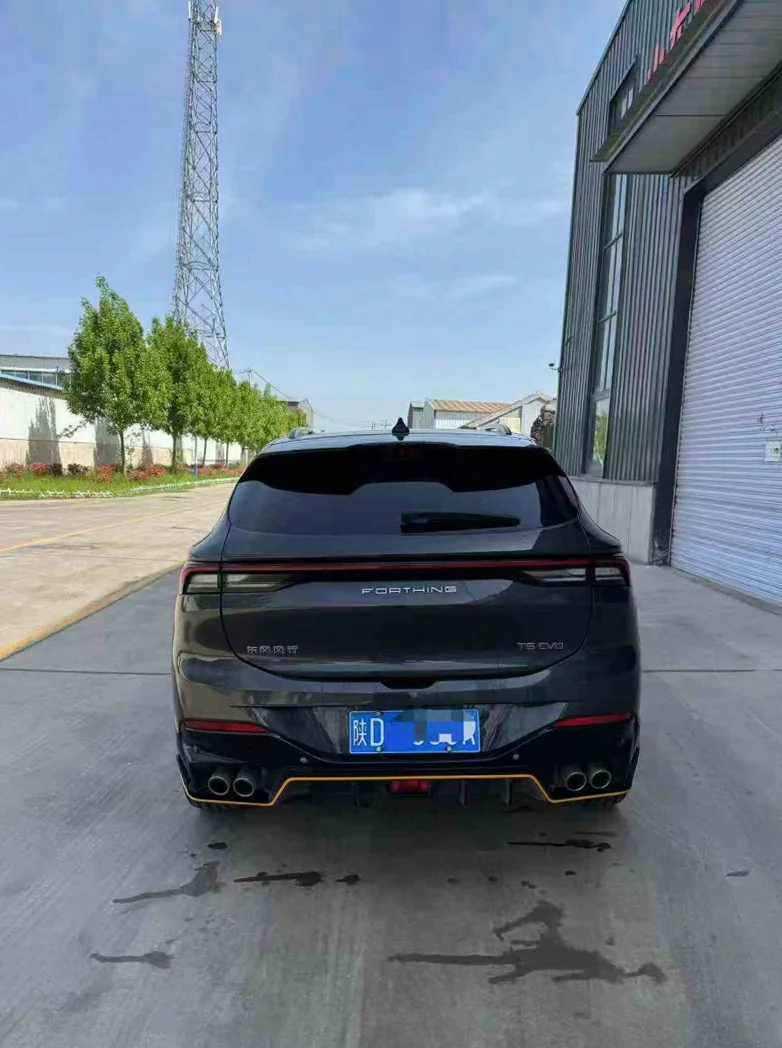 风行东风 内饰后排