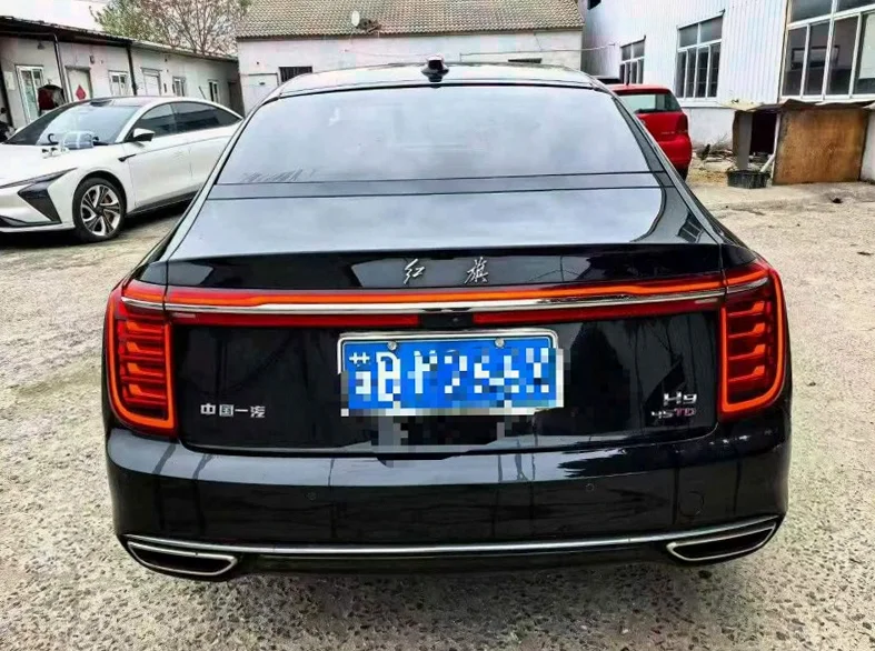 红旗H9 内饰后排