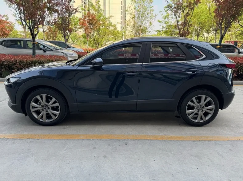 马自达CX-3 后面外观二