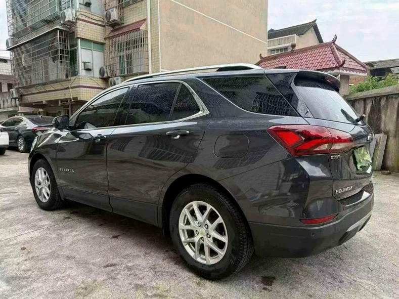 雪佛兰探界者 内饰前排