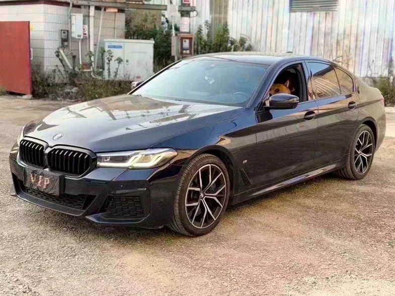 宝马5系 正面外观二