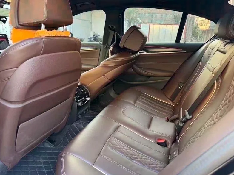 宝马5系 后面外观三