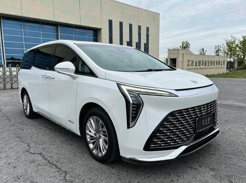 别克世纪 正面外观二