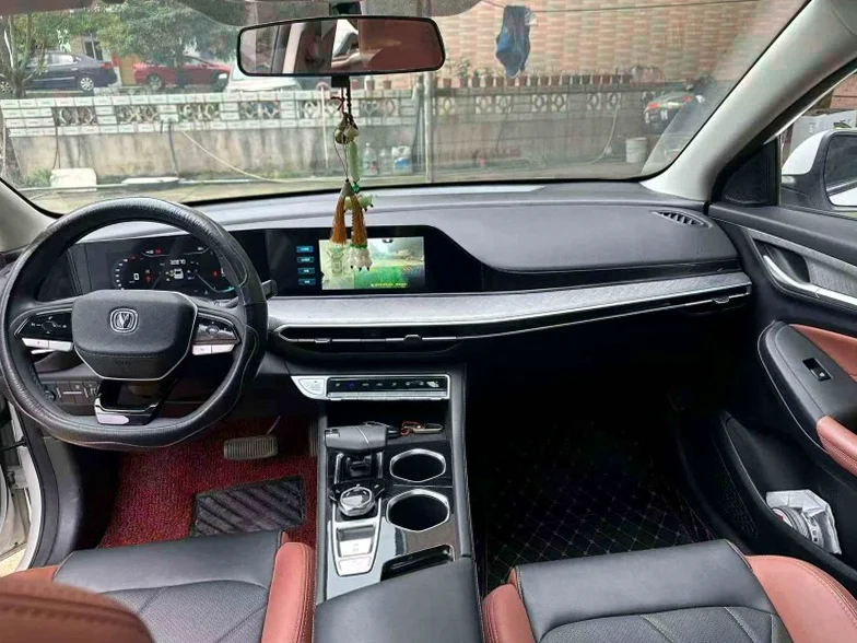 长安汽车逸动 后面外观三