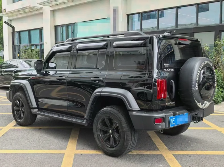 长城汽车坦克 内饰前排