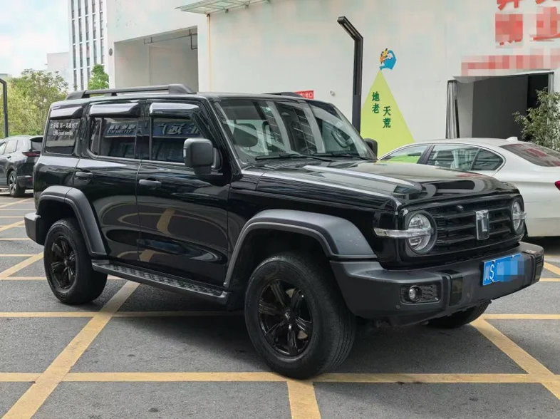 长城汽车坦克 正面外观二