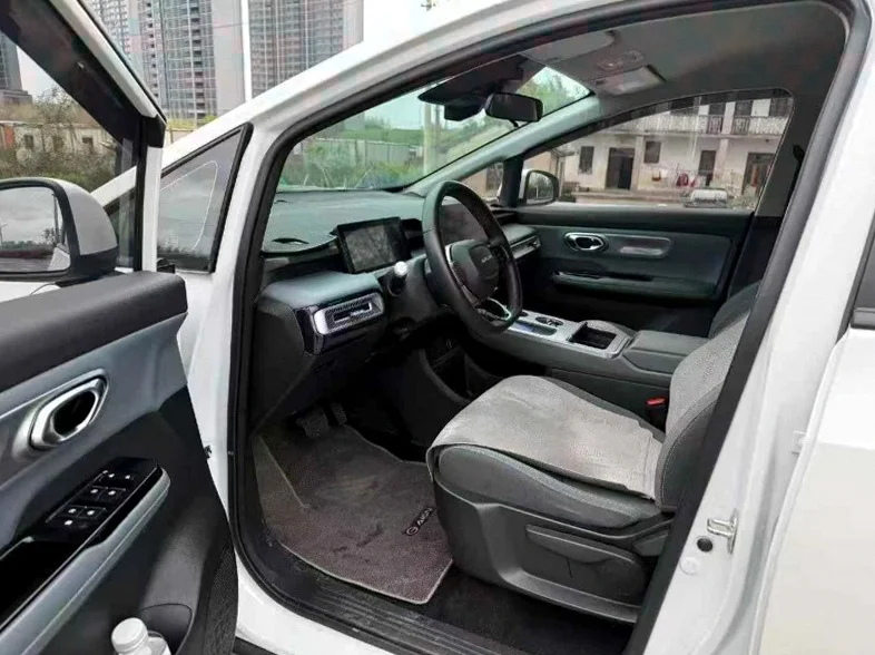 传祺埃安Y 后面外观三