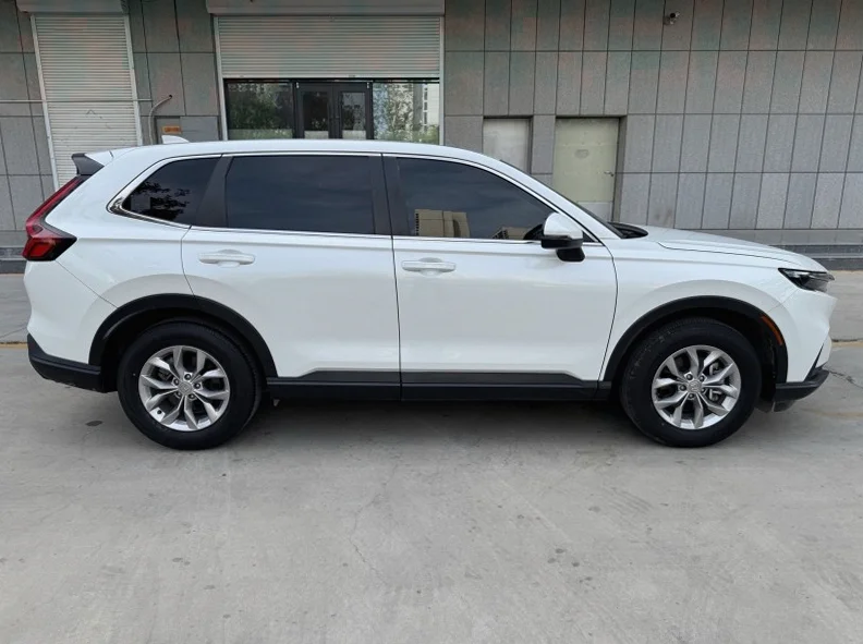 本田CRV 后面外观一