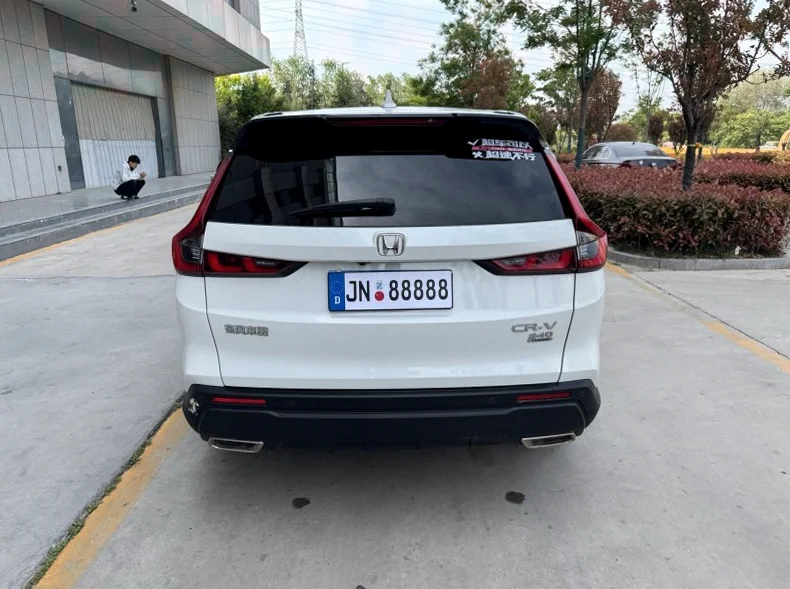 本田CRV 后面外观二