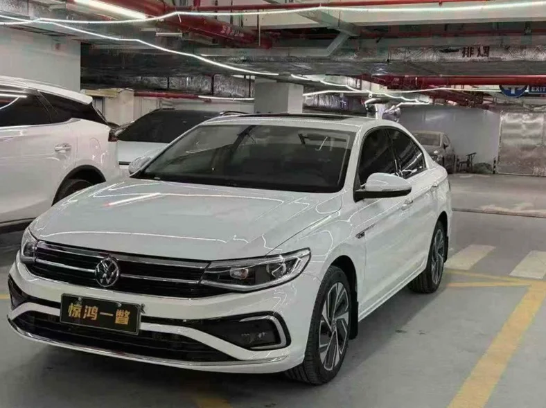 大众宝来 正面外观二