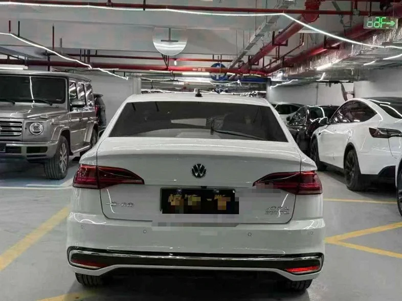 大众宝来 驾驶室