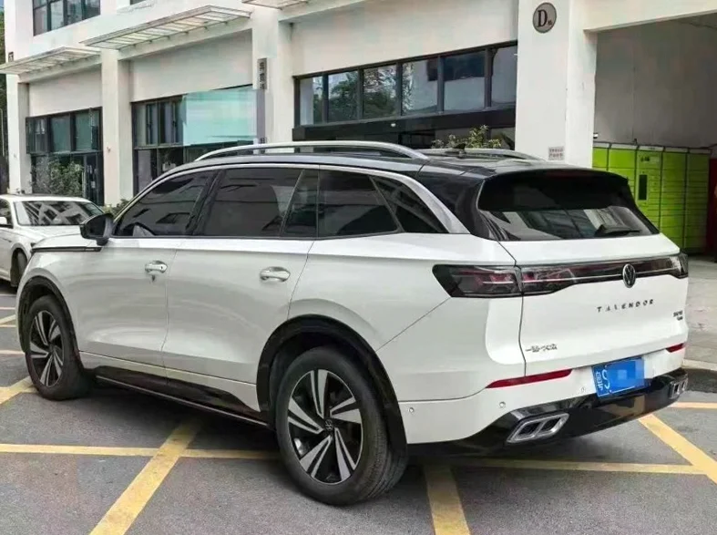 大众揽巡 内饰前排