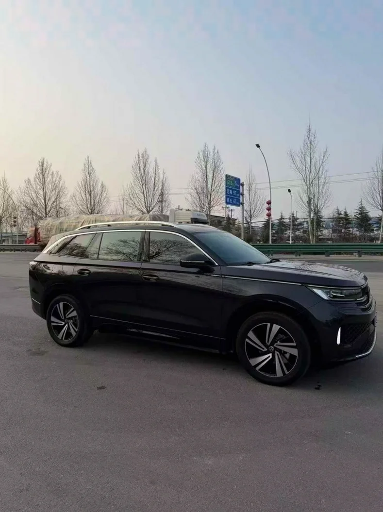 大众揽巡 正面外观二