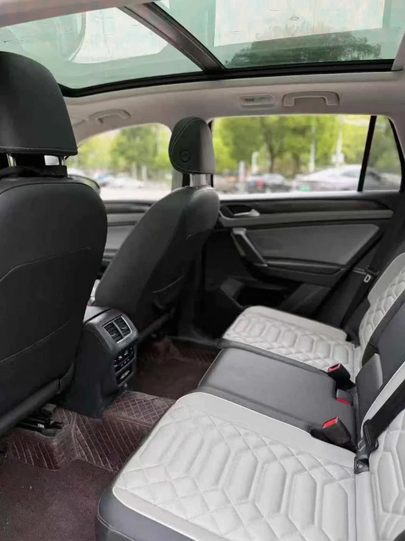 大众探岳 内饰前排