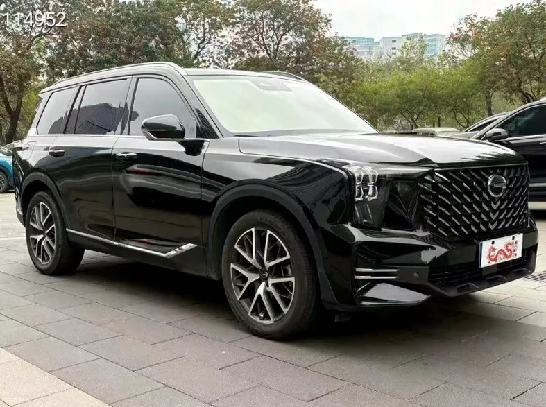 传祺GS8 正面外观二