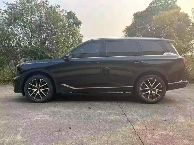 传祺GS8 内饰前排