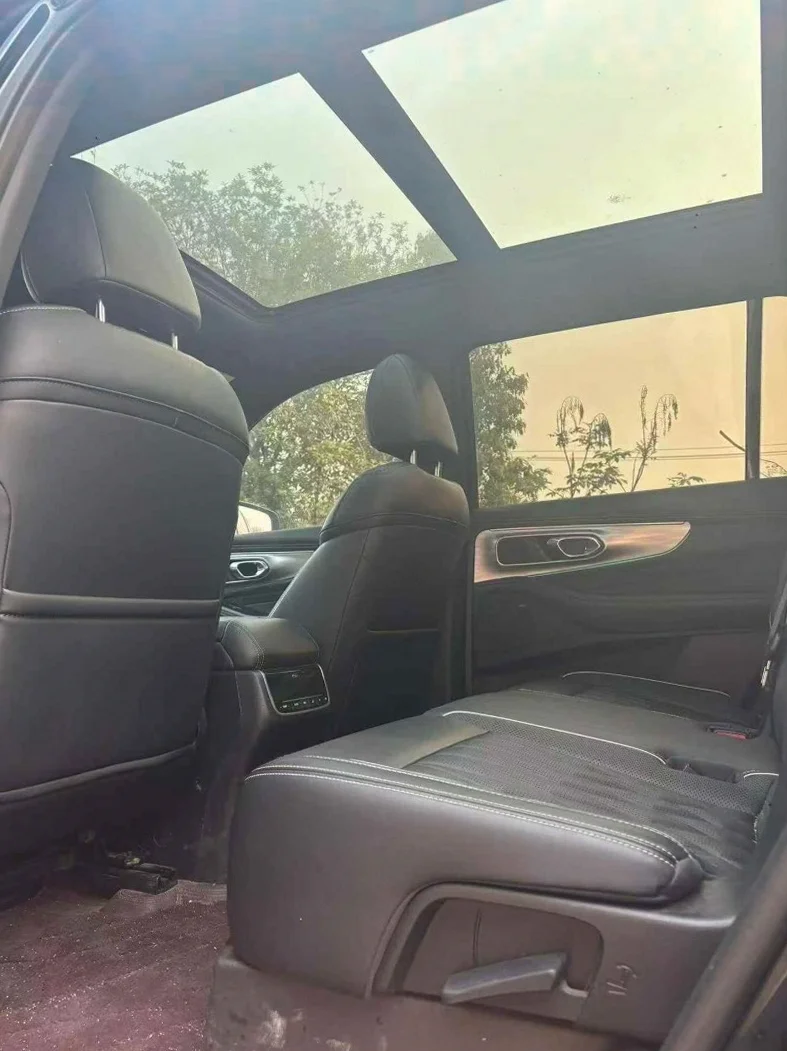 传祺GS8 后面外观三