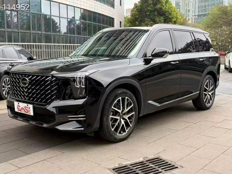 传祺GS8 正面外观三