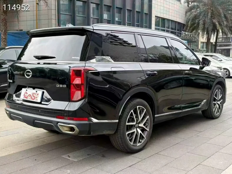 传祺GS8 内饰后排