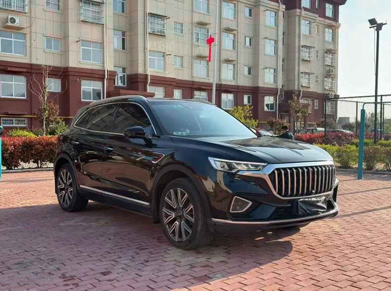 红旗HS5 正面外观三