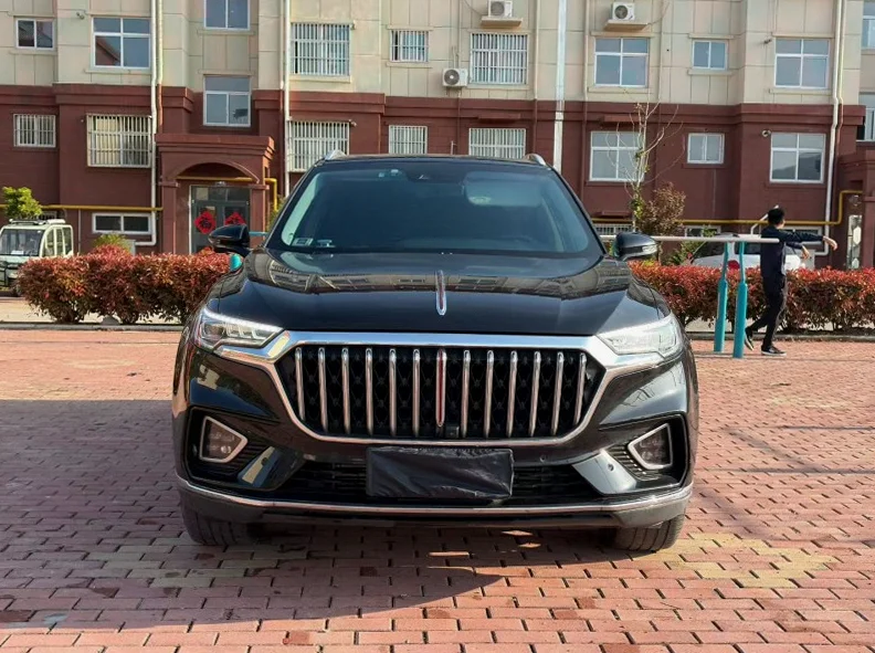 23年红旗HS5 2.0T四驱最顶配